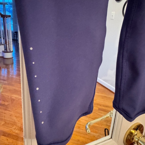 Athleta Pacesetter 7/8 Tight , Dusk/Purple, Women's Size XS. - Picture 5 of 6